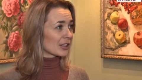 Кадр сюжету: Тепло та розцвітають квіти – у мистецькій крамниці «Сто доріг»