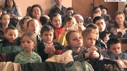 Кадр сюжету: Коханню кожен вік підвладний